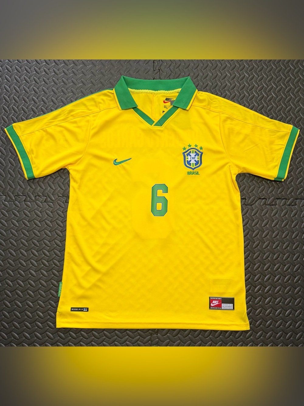 Roberto Carlos Brasil Retro Jersey Size L #6 Vintage Style